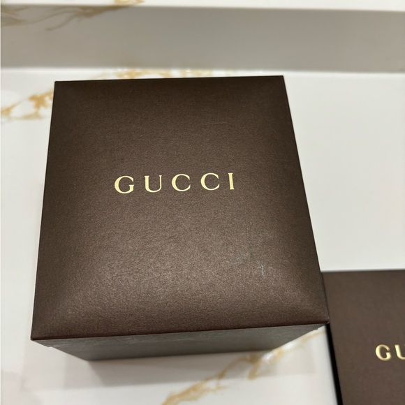 Gucci Stainless Steel Twirl Watch with Mother of Pearl Face - Picture 11 of 14